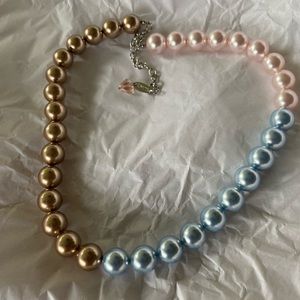 Sabika pearl necklace